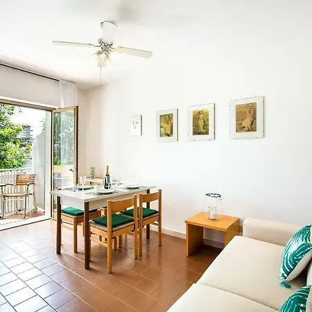 Maranese Apartment *