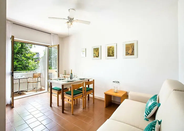 Maranese Apartament *